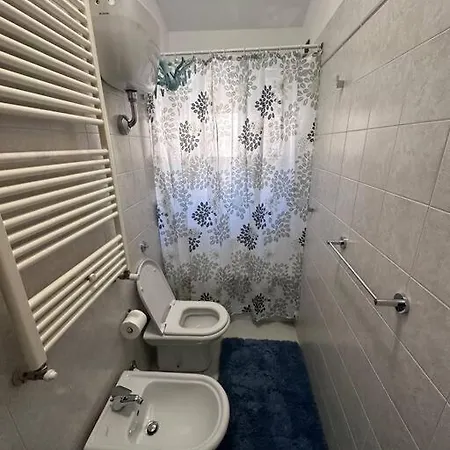 Bengiorne! Casa Al Viale Διαμέρισμα *